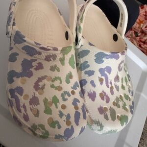 CROCS Kids Pastel Patterned Clogs